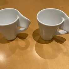 Photo of free two pretty mugs (Kennington OX14) #1