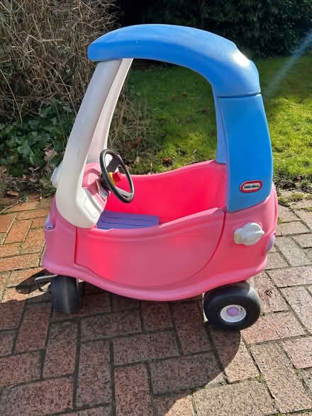 Photo of free Little tykes car (Wolverley DY11) #2