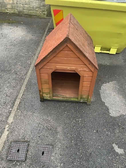 Photo of free Outdoor dog house (Churwell LS27) #1