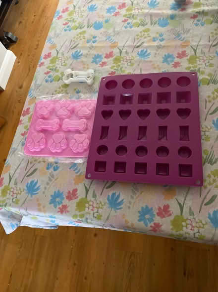 Photo of free Cookie cutters and moulds (Newtown SG16) #1