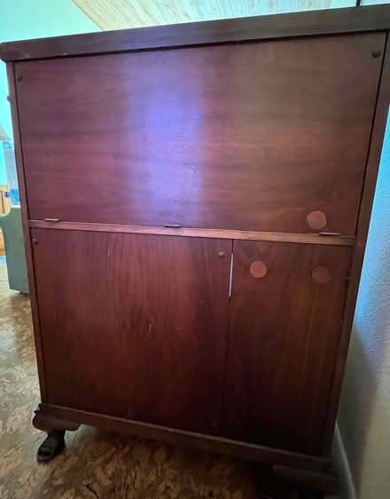 Photo of free Vintage/antique radio cabinet (west Cupertino) #3