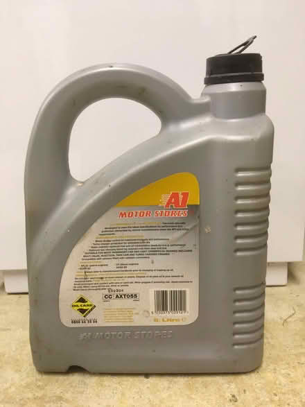 Photo of free 10w-40 motor oil (South Newington OX15) #2