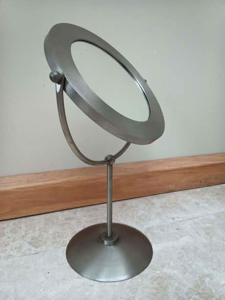 Photo of free Mirror with stand, antique-style metal (Enfield EN2) #2