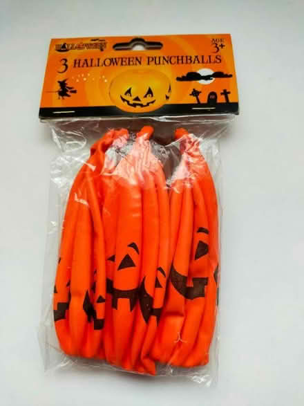 Photo of free 3 Halloween punch ball balloons. (Bennetts End HP3) #1