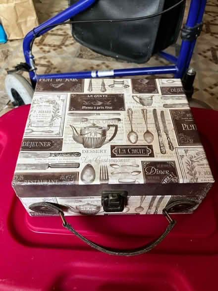 Photo of free Tea Box (1711 Randall Avenue, Bronx) #1