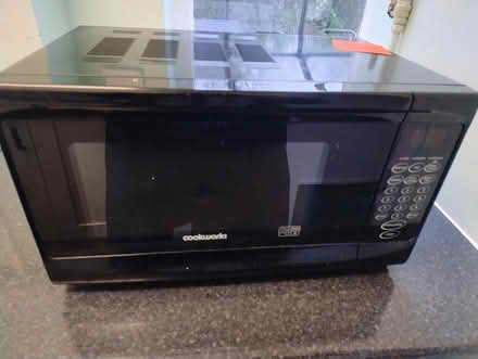 Photo of free Microwave (Ryme Intrinseca) #1