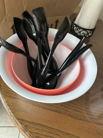 Photo of free Plastic bowls and serving utensils (Camden) #1