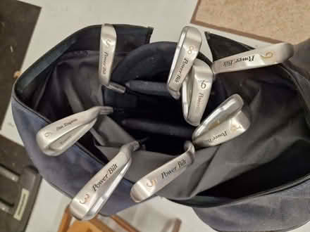 Photo of free Ladies golf clubs and bag (Enborne Row RG14) #2