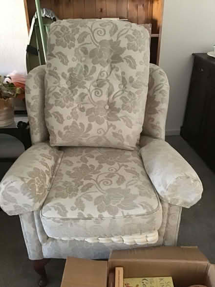 Photo of free 3 piece suite (Minster Lovell OX29) #2