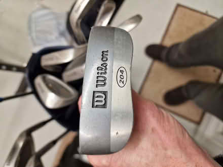 Photo of free Men's golf clubs and bag (Enborne Row RG14) #2