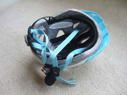 Photo of free Child's cycle helmet (Jennyfield HG3) #2