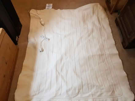 Photo of free Electric blanket - double bed size (Colinton EH14) #1