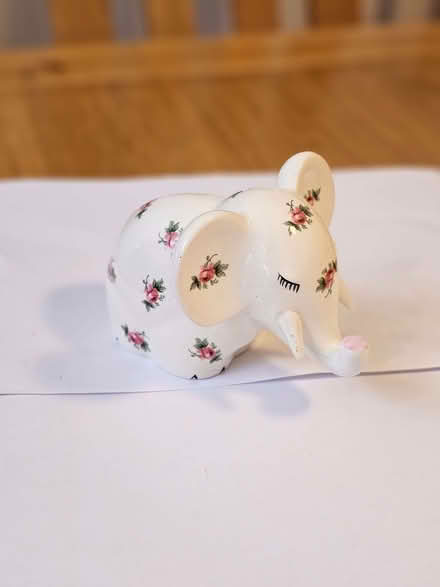 Photo of free Small ceramic elephant white (Bengeo SG14) #1