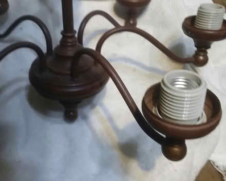 Photo of free Electric chandelier--needs a plug (Sharon hill, PA) #4