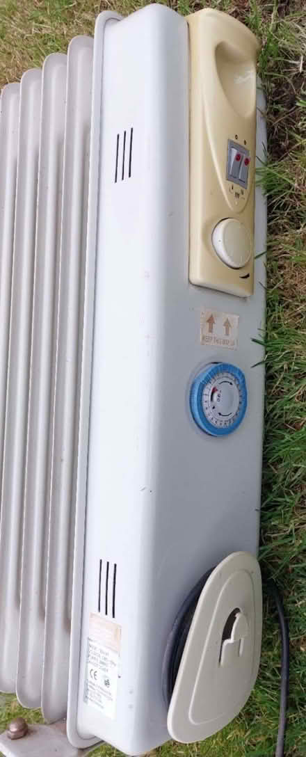 Photo of free Oil Filled Heater (Willingdon BN20) #2