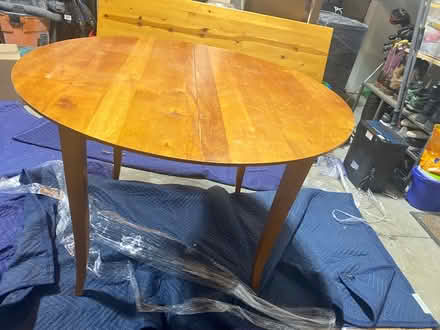 Photo of free Extendable Round/Oval Table (30th and Downing) #1