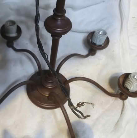 Photo of free Electric chandelier--needs a plug (Sharon hill, PA) #1