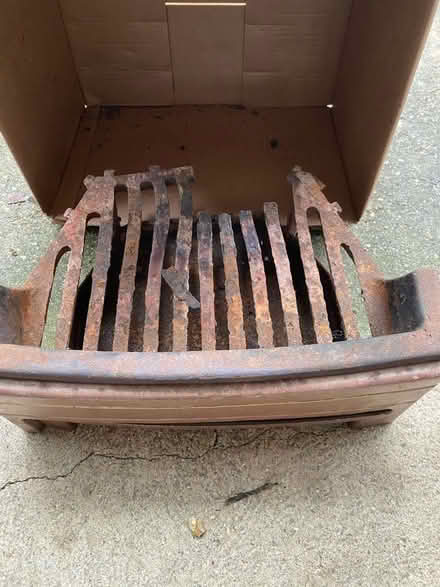 Photo of free 1920s cast iron (I think) fireplace grate (Southdown AL5) #2
