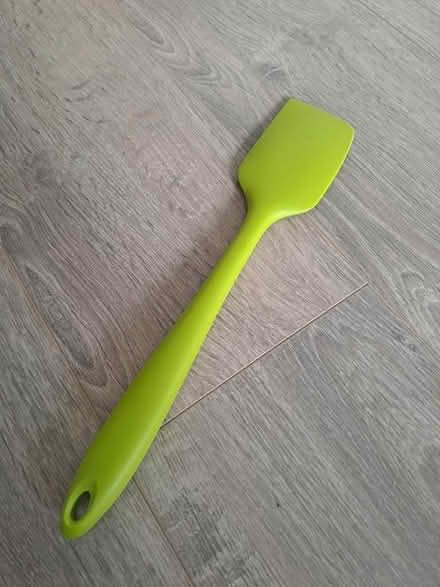 Photo of free Green silicone coated spatula (Gowkshill EH23) #1