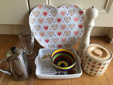 Photo of free Miscellaneous kitchen items (Harrogate HG2) #3