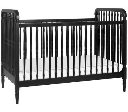 Photo of free Baby crib (Atwater Village) #1