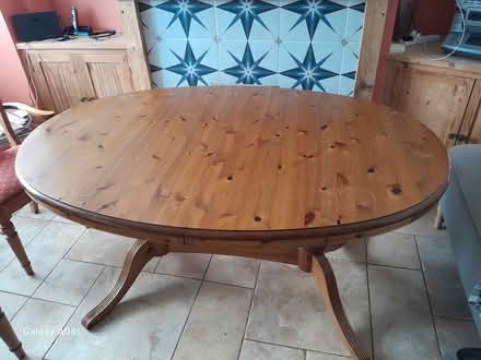 Photo of free Oval extending table and 6 chairs (Sandling ME14) #4