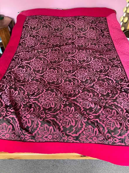 Photo of free Satin/ velvet bedspread (Walton Manor OX2) #1