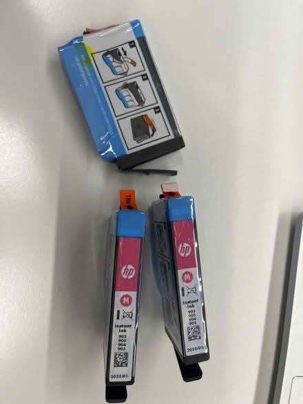 Photo of free HP ink cartridges - 902/903/904/905 (cyan and magenta) (Selhurst SE25) #2