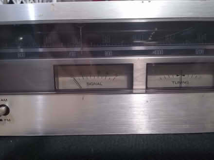 Photo of free Toshiba AM/FM tuner (Kings Sutton OX17) #1