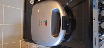 Photo of free Sandwich toaster (Lingfield) #1