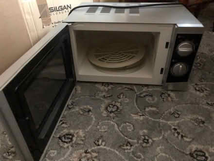 Photo of free Microwave (Admaston telford) #2