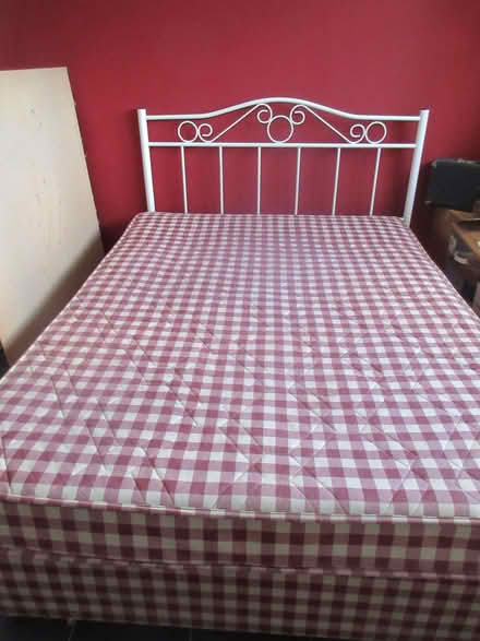 Photo of free Double bed (Yateley GU46) #1