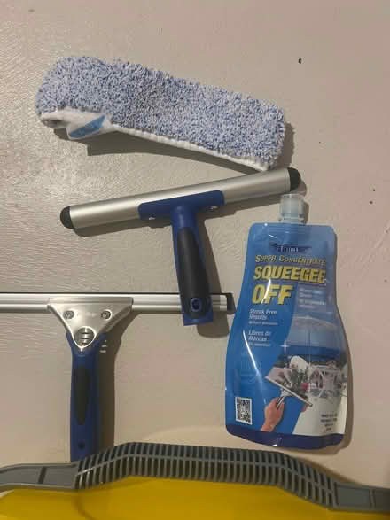 Photo of free Window cleaning kit (Waleska) #2