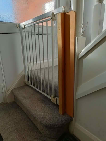 Photo of free Stairgate for Turned Stairs (Formby L37) #1