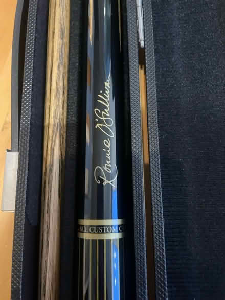 Photo of free Snooker cue (LS27, Churwell) #2