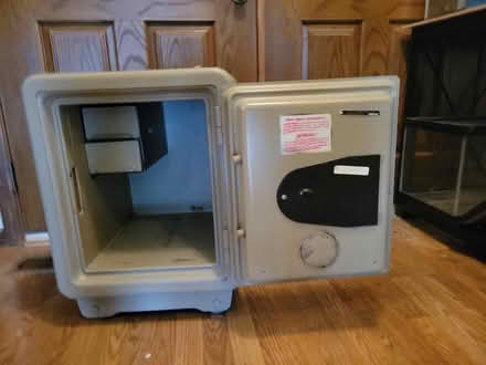 Photo of free Combination Safe (Aurora - Iliff & Peoria) #1