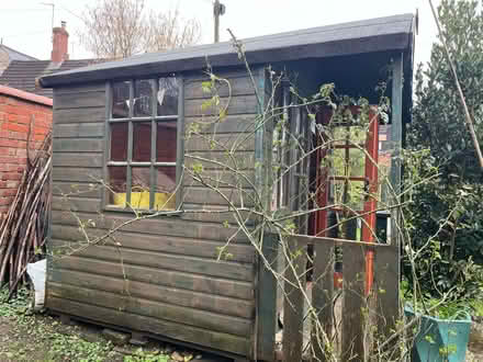 Photo of free summerhouse (Stroud GL5) #3