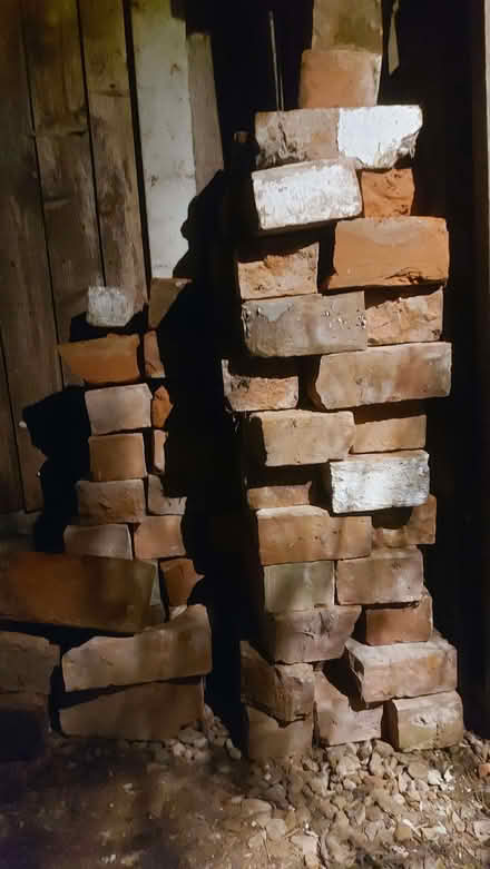 Photo of free Approx 100 reclaimed Victorian bricks, plus pieces (Tewkesbury GL20) #1