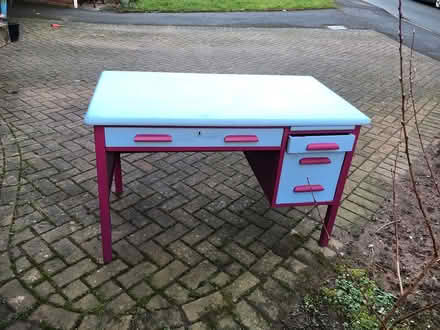 Photo of free Desk (Malvern Link WR14) #1