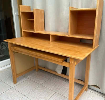 Photo of free Hand made desk (Whyteleafe) #1