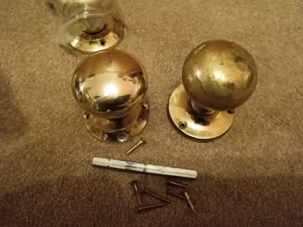 Photo of free 4x2 brass coloured doorknobs (Wistaston CW2) #2