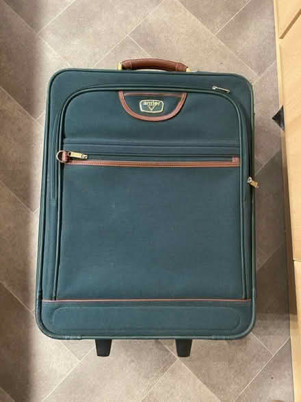 Photo of free Small suitcase (BH9) #2