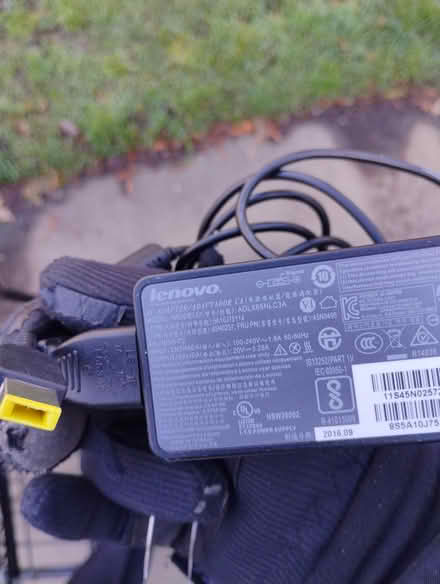 Photo of 20 volt Lenovo laptop charger (Lloyd center) #1