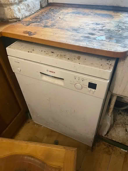 Photo of free Bosch dishwasher (Whiteshill) #1