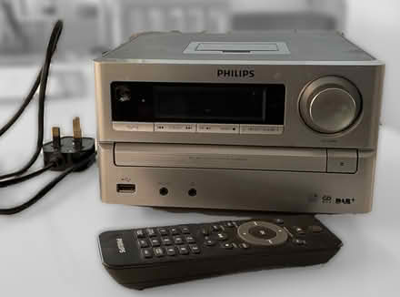 Photo of free Philips mini hifi (INCOMPLETE) (Princes Risborough HP27 9) #1