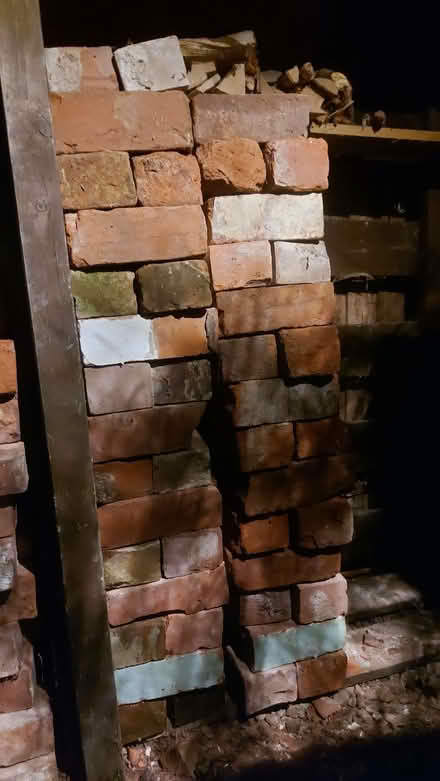 Photo of free Approx 100 reclaimed Victorian bricks, plus pieces (Tewkesbury GL20) #3