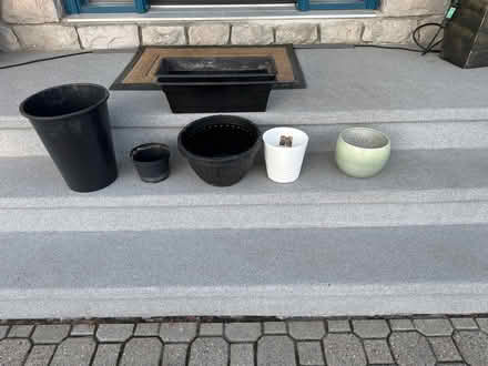 Photo of free Plant pots (Woodpark) #1