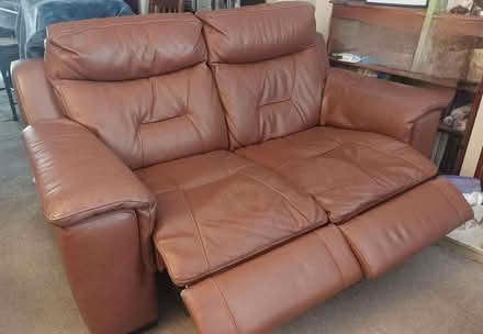 Photo of free 2 seater leather settee, manual recliner (Rugeley WS15) #1