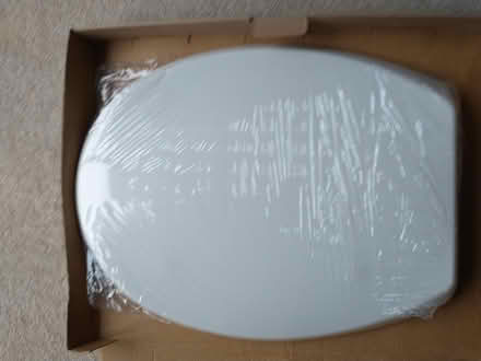 Photo of free Toilet Seat - Brand New (Cambourne, CB23) #1