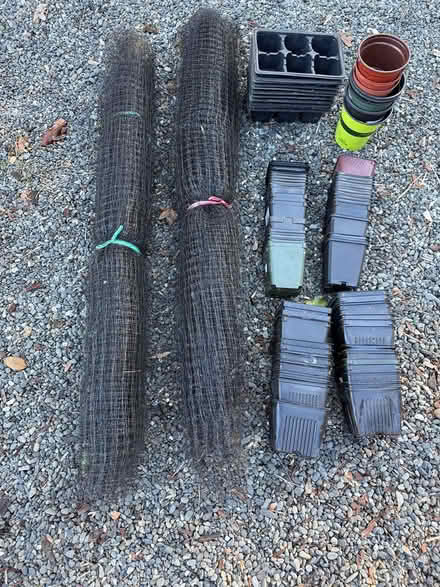 Photo of free Garden netting and pots (McKinleyville) #1